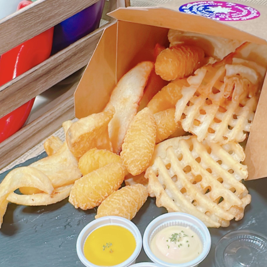 GOGO CHICKEN
